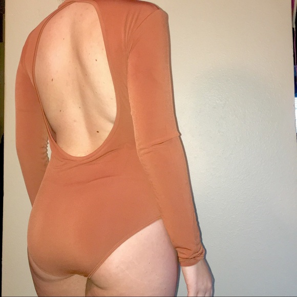 Rust Orange Turtleneck Longsleeve Body Suit! ๐งก๐ - Picture 4 of 4